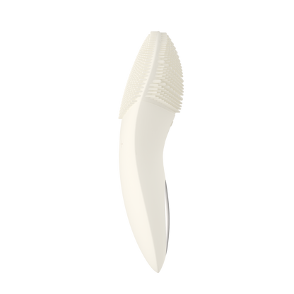 Perfil del limpiador facial sónico TOUCHBeauty PURE mostrando el grosor del cabezal
